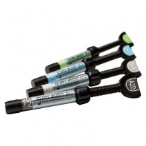 Clearfil Majesty ES-2 Premium Composite Estético Jeringa 3,6g.